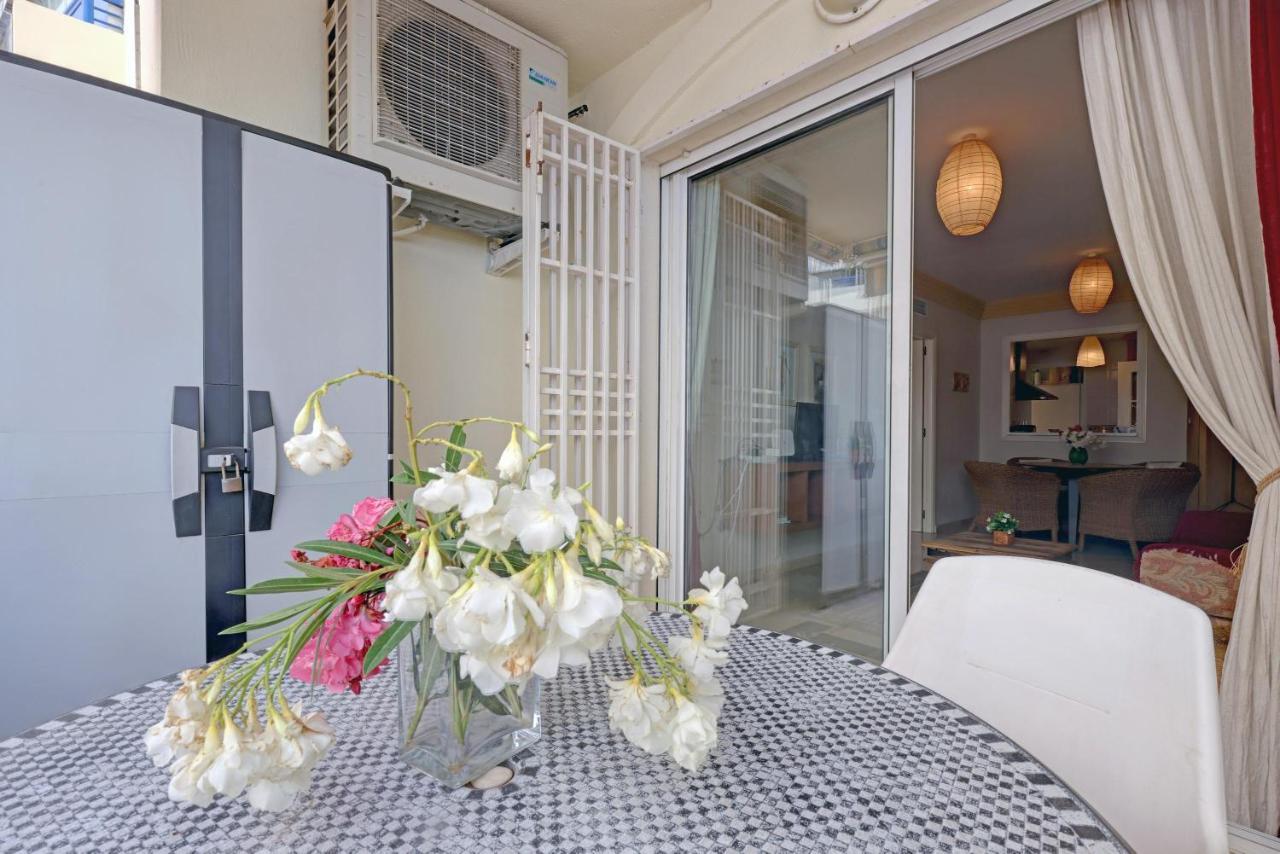 First Line Beach Apartment 마르베야 외부 사진