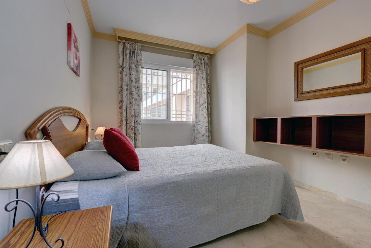 First Line Beach Apartment 마르베야 외부 사진