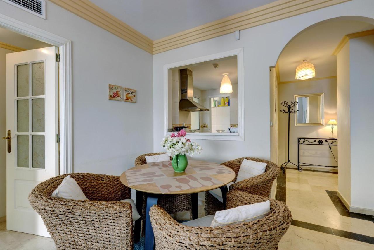First Line Beach Apartment 마르베야 외부 사진
